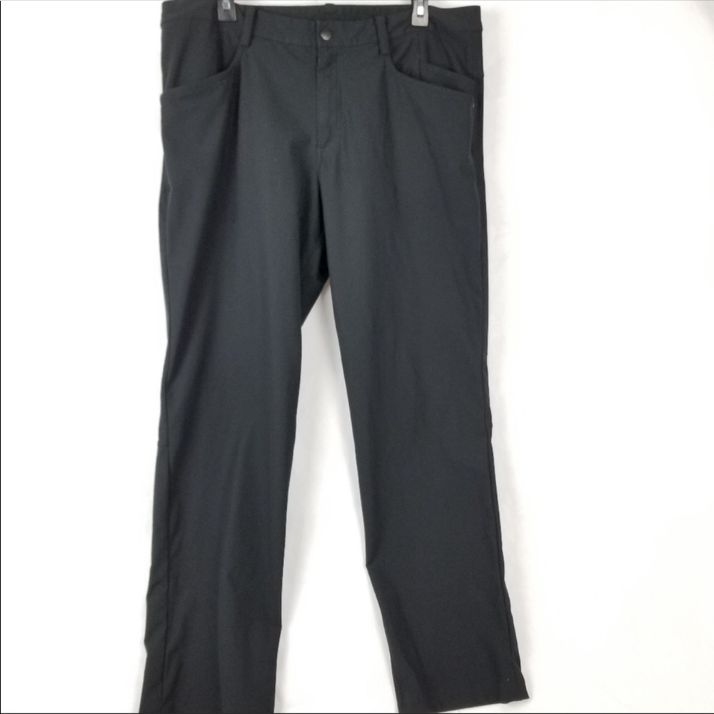lululemon athletica Men's Black Straight-Leg Performance Pants 40 x 29